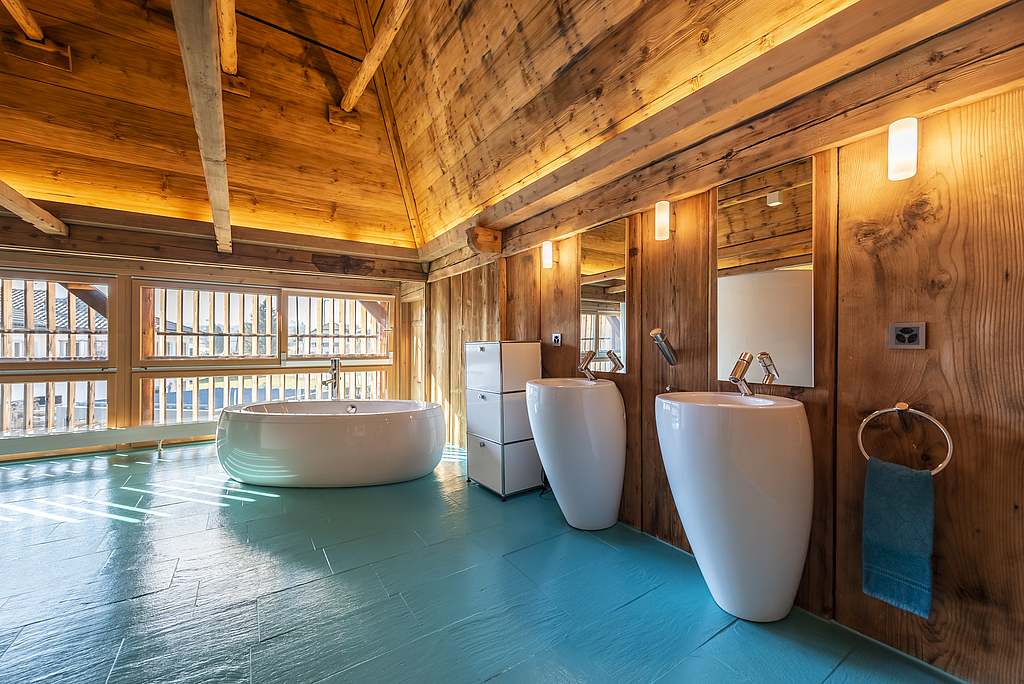 salle de bain rénovée dans anicenne ferme